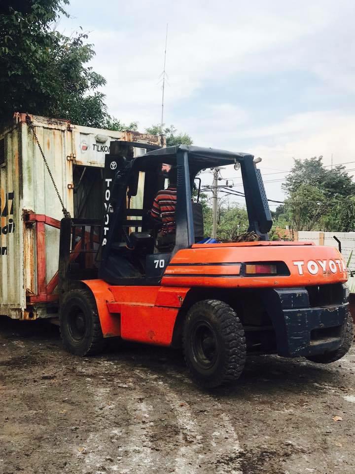 Forklift 7 Ton, Rental Forklift Semarang, Sewa Forklift Semarang, Persewaan Forklift Semarang