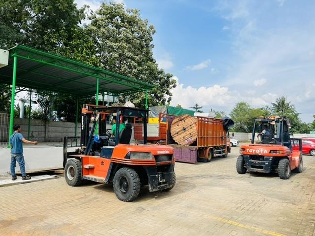 Forklift 7 Ton 2 unit, Rental Forklift Semarang, Sewa Forklift Semarang, Persewaan Forklift Semarang