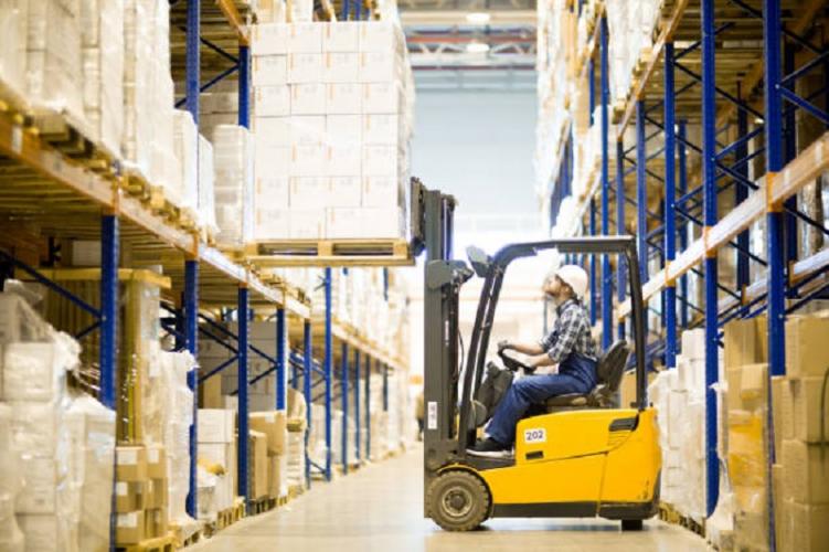 Header Image - Alasan Memilih Jasa Sewa Forklift Semarang Profesional - CV. Sakti Trans Nusantara
