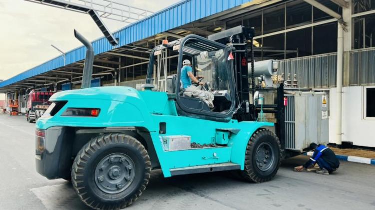 Header Image - Optimalkan Efisiensi Bisnis Anda dengan Rental Forklift Semarang - CV. Sakti Trans Nusantara