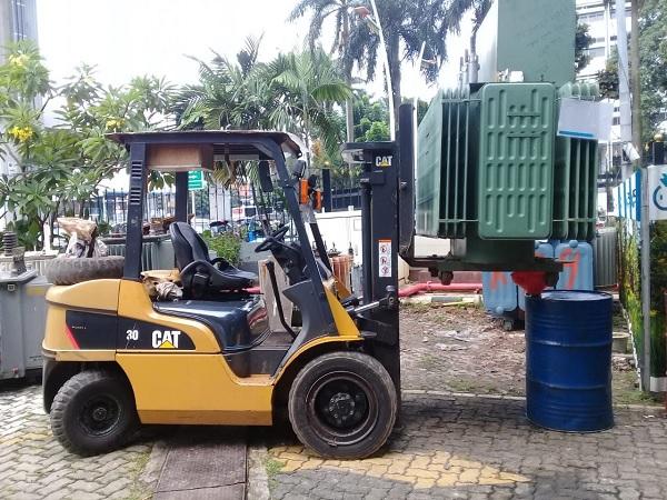 Header Image - Rental Forklift Semarang Menawarkan Jaminan Memuaskan - CV. Sakti Trans Nusantara