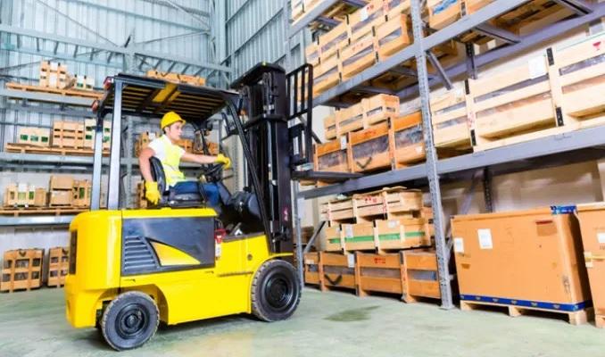 Header Image - Sewa Forklift Semarang Melayani Berbagai Bidang Bisnis, Apa Saja? - CV. Sakti Trans Nusantara