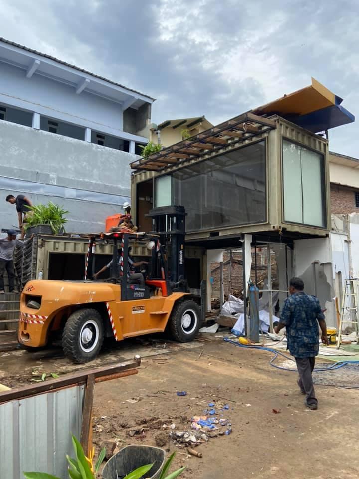 Sewa Forklift Semarang pada Layanan Berpengalaman dan Terpercaya