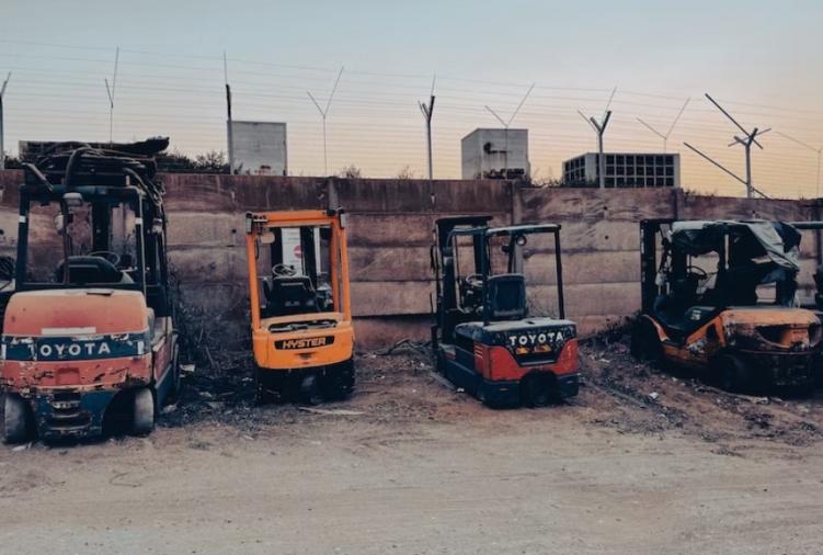 Header Image - Sewa Forklift Semarang Terdekat Dengan Kinerja Terbaik - CV. Sakti Trans Nusantara