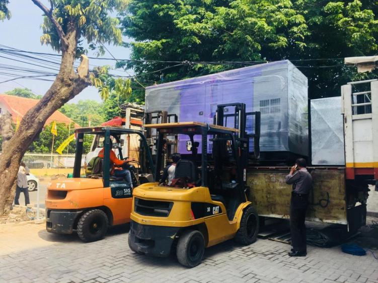 Tips Hemat Budget Saat Menggunakan Layanan Rental Forklift Semarang