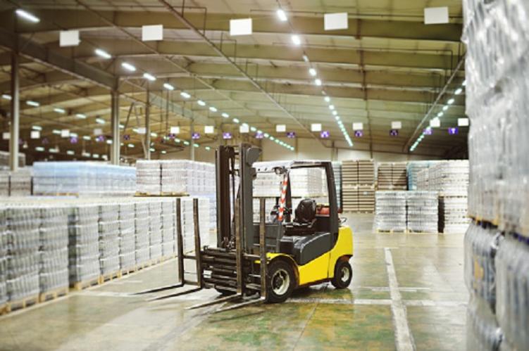 Header Image - Tips Sebelum Melakukan Sewa Forklift Semarang, Lihat di Sini - CV. Sakti Trans Nusantara