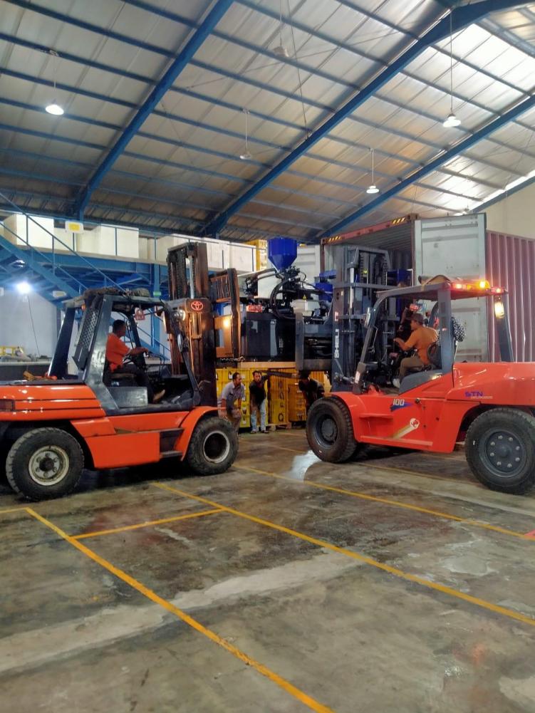 Header Image - Wujudkan Impian Gudang Modern dengan Rental Forklift Semarang - CV. Sakti Trans Nusantara